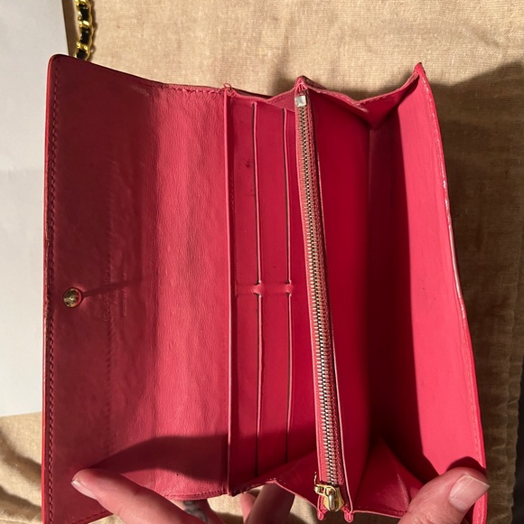 Louis Vuitton Vernis WOC or Long Wallet - Picture 7 of 13